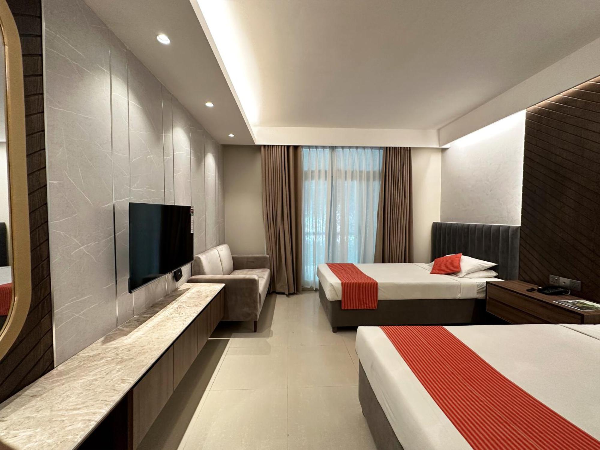 Foy'S Lake Resort Chittagong Exterior photo